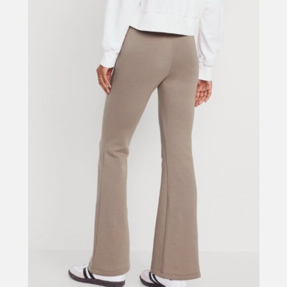 NEW Old Navy M Chocolate Malted High Waisted Fleece Lined Flare Leggings - Picture 2 of 6